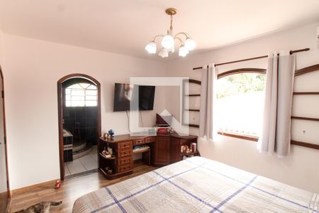 Suíte 1 de casa para alugar com 3 quartos, 500m² em Jardim Guapira, São Paulo