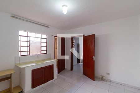 Cozinha de casa para alugar com 1 quarto, 34m² em Jaguaribe, Osasco