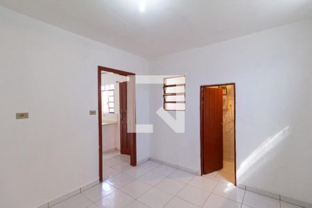 Sala/Quarto de casa para alugar com 1 quarto, 34m² em Jaguaribe, Osasco