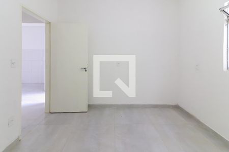 Sala / Quarto  de casa para alugar com 2 quartos, 70m² em Jardim Joao Xxiii, São Paulo