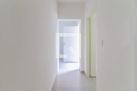 Corredor de casa para alugar com 2 quartos, 70m² em Jardim Joao Xxiii, São Paulo