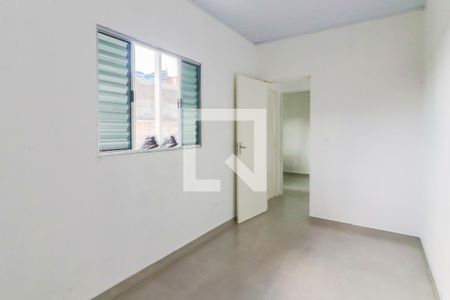 Sala / Quarto de casa para alugar com 2 quartos, 70m² em Jardim Joao Xxiii, São Paulo