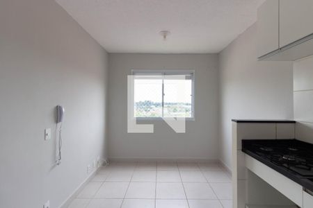 Sala/Cozinha de apartamento para alugar com 2 quartos, 32m² em Colônia (zona Leste), São Paulo