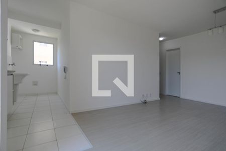 Sala de apartamento para alugar com 2 quartos, 52m² em Conjunto Habitacional Bras Cubas, Mogi das Cruzes