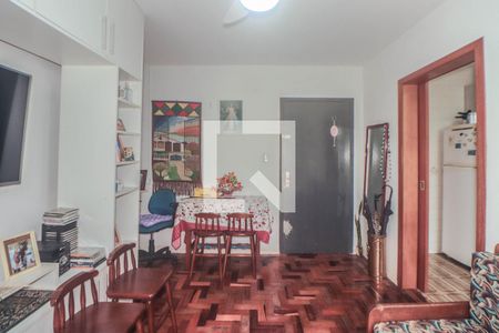 Sala de apartamento para alugar com 1 quarto, 52m² em Passo da Areia, Porto Alegre