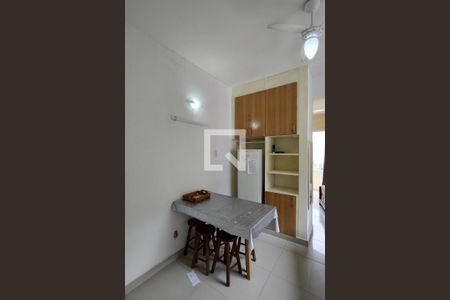 Sala de apartamento para alugar com 1 quarto, 39m² em Itararé, São Vicente