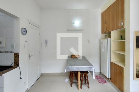 Sala de apartamento para alugar com 1 quarto, 39m² em Itararé, São Vicente