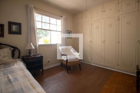 Quarto1 de casa à venda com 3 quartos, 220m² em Vila Elvira, São Paulo