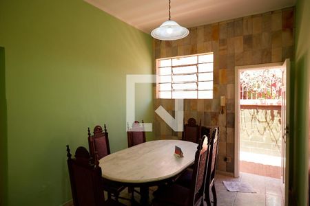 Sala de casa à venda com 4 quartos, 380m² em Santa Efigênia, Belo Horizonte