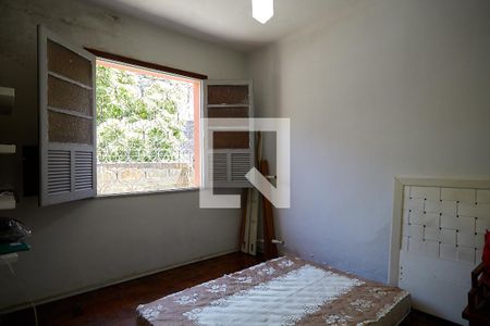 Quarto de casa para alugar com 4 quartos, 380m² em Santa Efigênia, Belo Horizonte