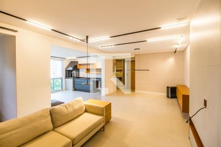 Sala de TV de apartamento para alugar com 3 quartos, 156m² em Tamboré, Santana de Parnaíba