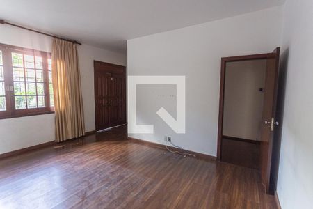 Sala de casa à venda com 4 quartos, 405m² em Cruzeiro, Belo Horizonte