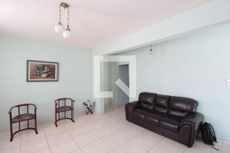 Sala de casa para alugar com 7 quartos, 250m² em Santa Amelia, Belo Horizonte