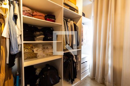 Closet da suíte de apartamento para alugar com 1 quarto, 70m² em Vila Leopoldina, São Paulo