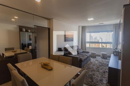 Sala de apartamento à venda com 3 quartos, 79m² em Lourdes, Belo Horizonte