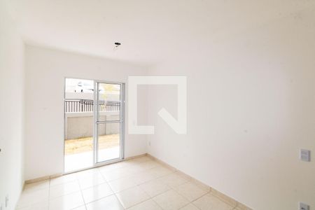 Sala de apartamento para alugar com 2 quartos, 41m² em Campo Grande, Rio de Janeiro