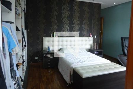 Casa à venda com 3 quartos, 200m² em Vila Matilde, São Paulo