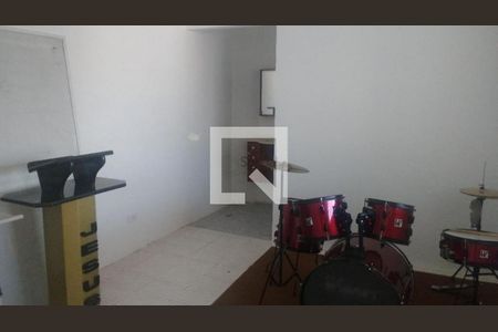 Casa à venda com 10 quartos, 324m² em Vila Antonieta, São Paulo