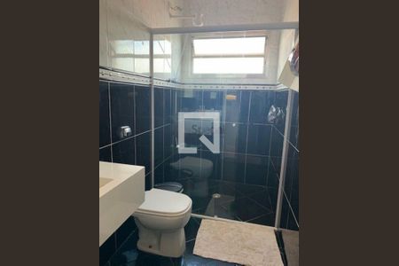 Casa à venda com 5 quartos, 230m² em Vila Antonieta, São Paulo