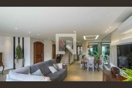 Casa à venda com 4 quartos, 400m² em Jardim Textil, São Paulo