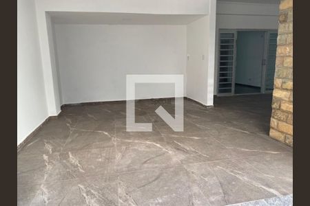 Casa à venda com 3 quartos, 130m² em Vila Fernandes, São Paulo