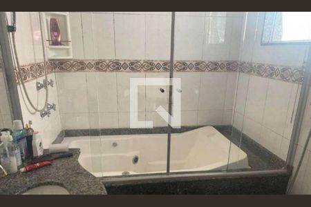 Casa à venda com 3 quartos, 264m² em Vila Mafra, São Paulo