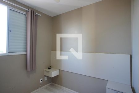 Quarto 2 de apartamento para alugar com 2 quartos, 44m² em Humaitá, Porto Alegre