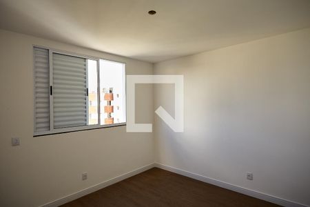 Quarto 1 de apartamento para alugar com 4 quartos, 140m² em Fernão Dias, Belo Horizonte