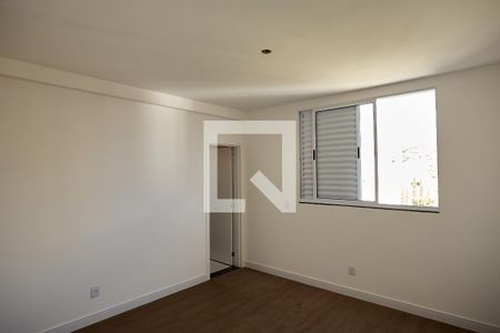 Quarto 1 de apartamento para alugar com 4 quartos, 140m² em Fernão Dias, Belo Horizonte