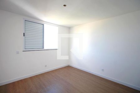 Suite 1 de apartamento para alugar com 4 quartos, 140m² em Fernão Dias, Belo Horizonte