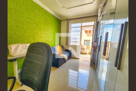 Apartamento à venda com 2 quartos, 55m² em Guarani, Belo Horizonte