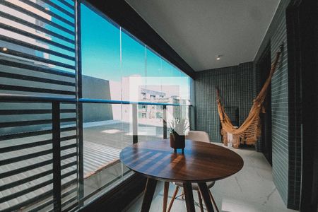 Varanda da Sala de apartamento para alugar com 1 quarto, 30m² em Barra, Salvador