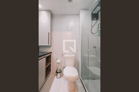 Banheiro de apartamento para alugar com 1 quarto, 30m² em Barra, Salvador