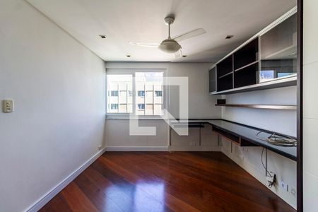 Escritório de apartamento à venda com 2 quartos, 160m² em Alto de Pinheiros, São Paulo