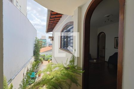 Entrada de casa à venda com 5 quartos, 335m² em Santa Rosa, Belo Horizonte