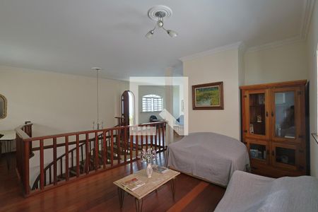 Sala de casa à venda com 5 quartos, 335m² em Santa Rosa, Belo Horizonte