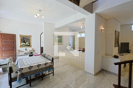 Sala 2 de casa à venda com 5 quartos, 335m² em Santa Rosa, Belo Horizonte