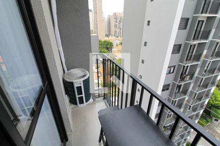 Varanda  de apartamento para alugar com 1 quarto, 28m² em Vila Olímpia, São Paulo