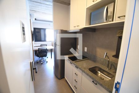 Cozinha de kitnet/studio para alugar com 1 quarto, 17m² em Cidade Universitária, Campinas