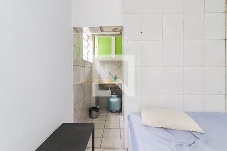 Sala/Quarto de casa para alugar com 1 quarto, 40m² em Vila Gomes, São Paulo