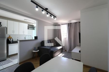 Sala de apartamento para alugar com 2 quartos, 48m² em Parque Sao Vicente, Santo André