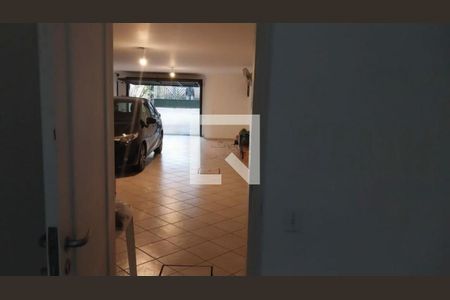 Casa à venda com 3 quartos, 290m² em Jardim Analia Franco, São Paulo