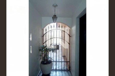 Casa à venda com 4 quartos, 135m² em Jardim Record, São Paulo