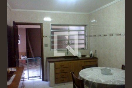 Casa à venda com 4 quartos, 135m² em Jardim Record, São Paulo