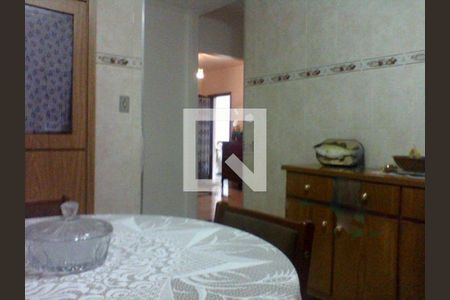 Casa à venda com 4 quartos, 135m² em Jardim Record, São Paulo