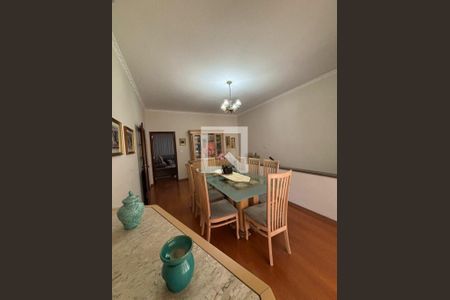 Casa à venda com 3 quartos, 260m² em Chácara Mafalda, São Paulo