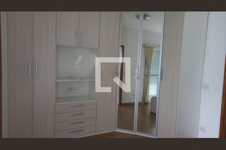 Casa à venda com 3 quartos, 160m² em Vila Canero, São Paulo