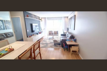 Sala de apartamento para alugar com 2 quartos, 68m² em Parque Assuncao, Taboão da Serra