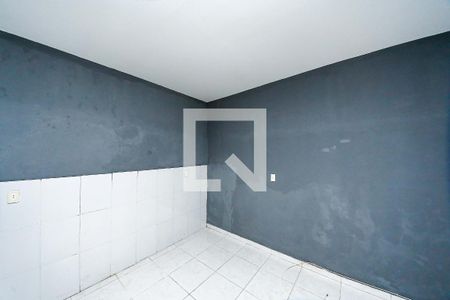 Quarto de casa para alugar com 3 quartos, 70m² em Vila Antonieta, São Paulo