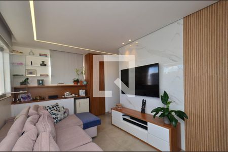 Sala cobertura de apartamento à venda com 4 quartos, 220m² em Sagrada Família, Belo Horizonte